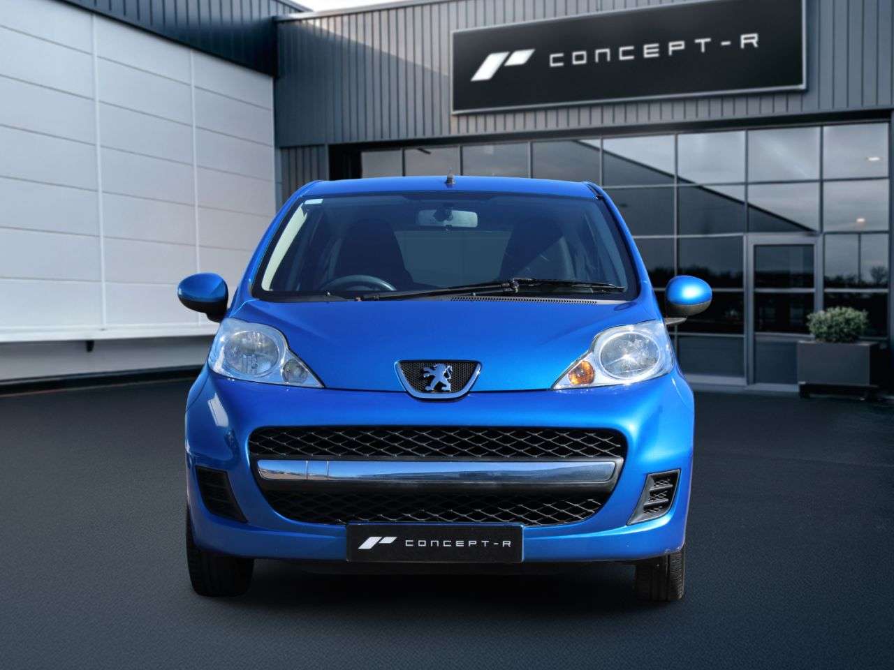 A 2012 PEUGEOT 107 1.0 12V Urban Hatchback 5dr Petrol Manual Euro 5 (68 ps) ++ FREE AND NATION A 2012 PEUGEOT 107 1.0 12V Urban Hatchback 5dr Petrol Manual Euro 5 (68 ps) ++ FREE AND NATION