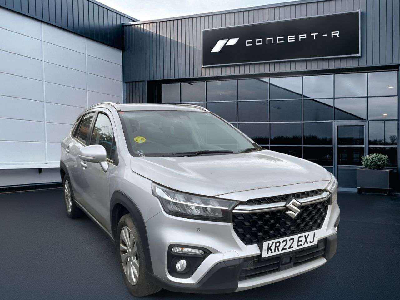 A 2022 SUZUKI S-CROSS 1.4 Boosterjet MHEV Motion SUV 5dr Petrol Hybrid Manual Euro 6 (s/s) (129 p A 2022 SUZUKI S-CROSS 1.4 Boosterjet MHEV Motion SUV 5dr Petrol Hybrid Manual Euro 6 (s/s) (129 p