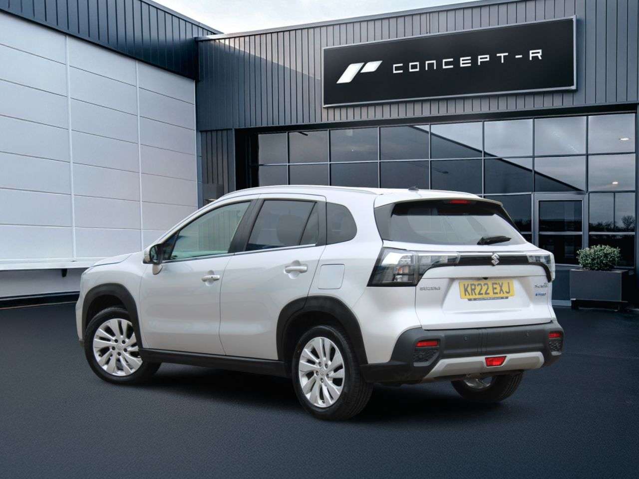 A 2022 SUZUKI S-CROSS 1.4 Boosterjet MHEV Motion SUV 5dr Petrol Hybrid Manual Euro 6 (s/s) (129 p A 2022 SUZUKI S-CROSS 1.4 Boosterjet MHEV Motion SUV 5dr Petrol Hybrid Manual Euro 6 (s/s) (129 p