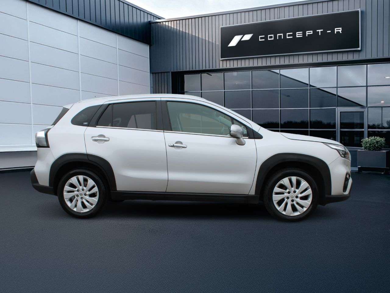 A 2022 SUZUKI S-CROSS 1.4 Boosterjet MHEV Motion SUV 5dr Petrol Hybrid Manual Euro 6 (s/s) (129 p A 2022 SUZUKI S-CROSS 1.4 Boosterjet MHEV Motion SUV 5dr Petrol Hybrid Manual Euro 6 (s/s) (129 p