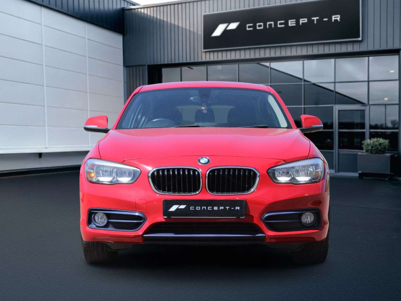 A 2016 BMW 1 SERIES 1.5 118i Sport Hatchback 5dr Petrol Manual Euro 6 (s/s) (136 ps) ***SERVICE A 2016 BMW 1 SERIES 1.5 118i Sport Hatchback 5dr Petrol Manual Euro 6 (s/s) (136 ps) ***SERVICE