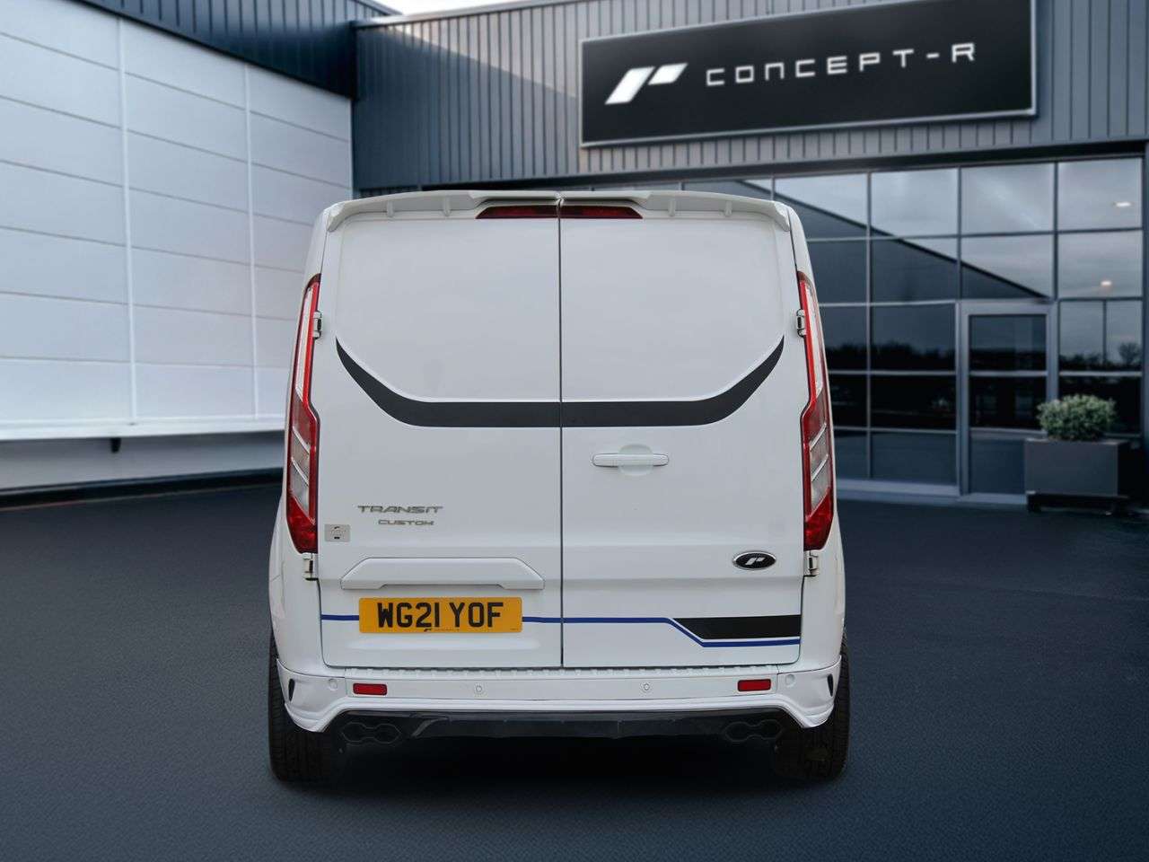 A 2021 FORD TRANSIT CUSTOM 2.0 320 EcoBlue Limited Crew Van Double Cab 5dr Diesel Manual L1 H1 Euro 6 A 2021 FORD TRANSIT CUSTOM 2.0 320 EcoBlue Limited Crew Van Double Cab 5dr Diesel Manual L1 H1 Euro 6