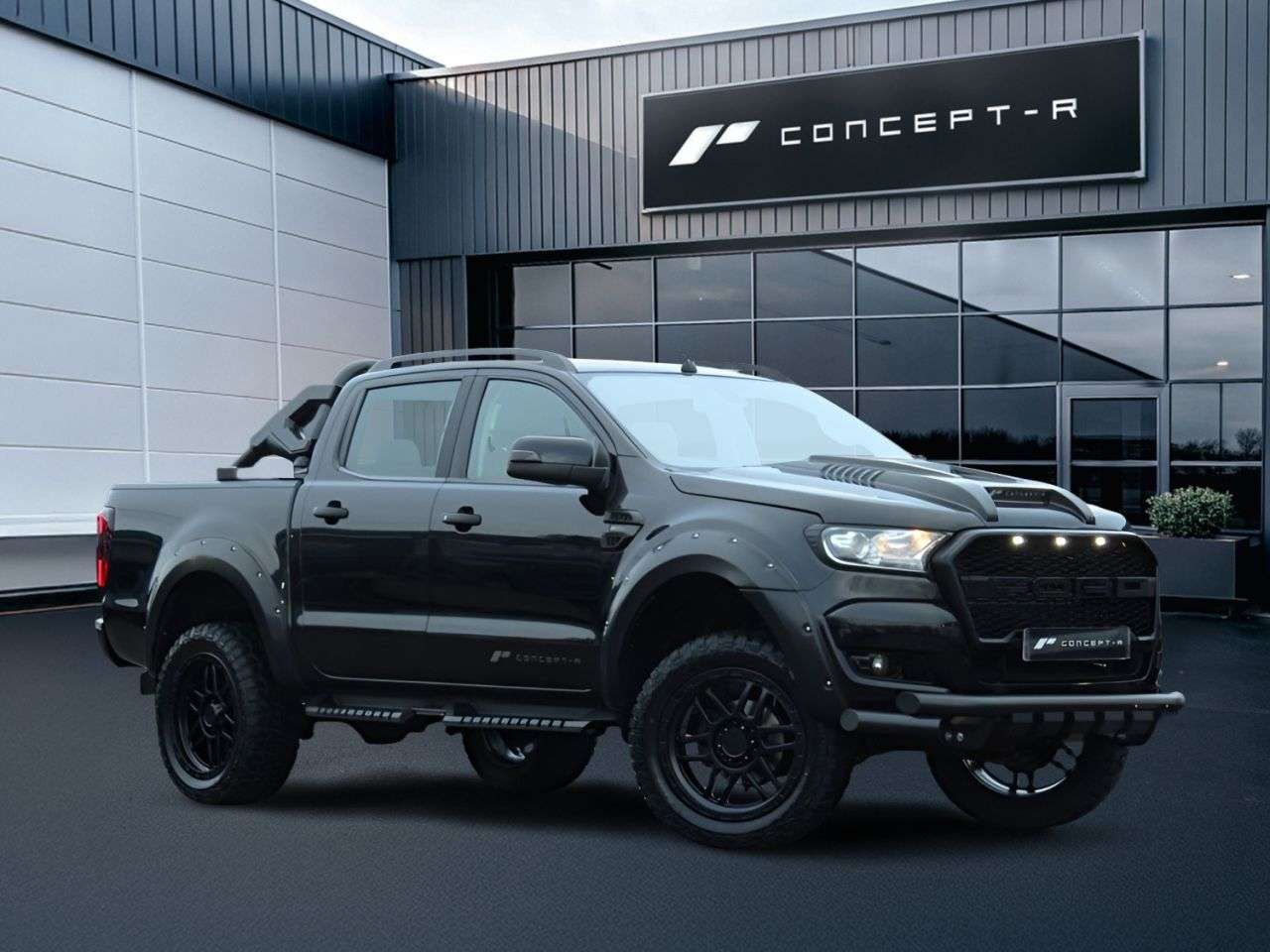 A 2018 FORD RANGER 2.2 TDCi Black Edition Pickup Double Cab 4dr Diesel Manual 4WD Euro 6 (s/s) A 2018 FORD RANGER 2.2 TDCi Black Edition Pickup Double Cab 4dr Diesel Manual 4WD Euro 6 (s/s)