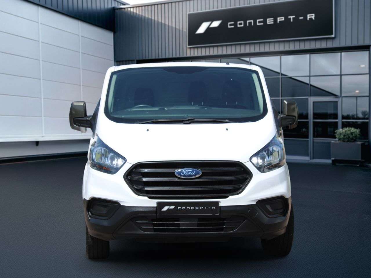 A 2019 FORD TRANSIT CUSTOM 2.0 300 EcoBlue Panel Van 5dr Diesel Manual L1 H1 Euro 6 (105 ps) ***12 MON A 2019 FORD TRANSIT CUSTOM 2.0 300 EcoBlue Panel Van 5dr Diesel Manual L1 H1 Euro 6 (105 ps) ***12 MON