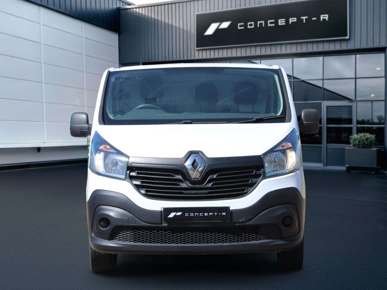A 2016 RENAULT TRAFIC 1.6 dCi ENERGY 27 Business Panel Van 5dr Diesel Manual SWB Standard Roof Eu A 2016 RENAULT TRAFIC 1.6 dCi ENERGY 27 Business Panel Van 5dr Diesel Manual SWB Standard Roof Eu