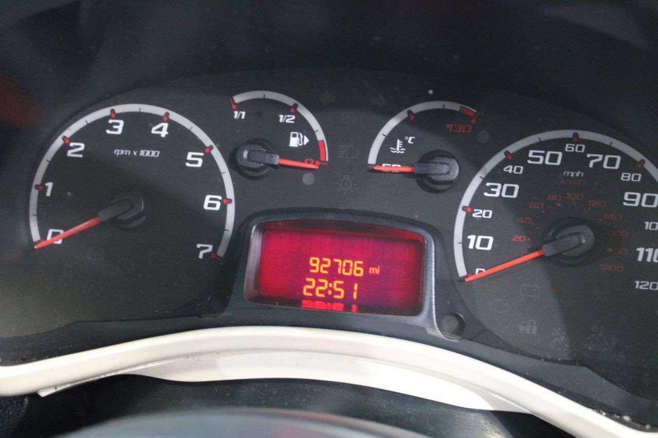 2011 FORD KA 2011 FORD KA