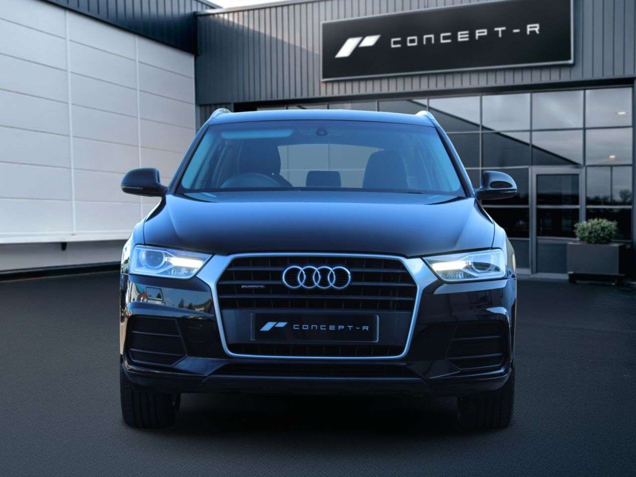 A 2017 AUDI Q3 2.0 TDI SE SUV 5dr Diesel Manual Euro 6 (s/s) (150 ps) ***FULL SERVICE HIST A 2017 AUDI Q3 2.0 TDI SE SUV 5dr Diesel Manual Euro 6 (s/s) (150 ps) ***FULL SERVICE HIST