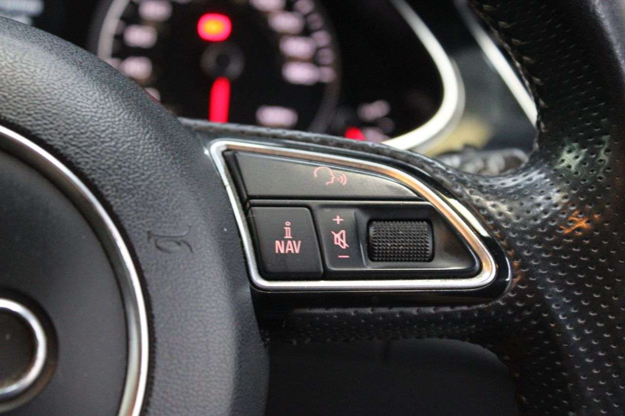 2013 AUDI A4 AVANT 2013 AUDI A4 AVANT