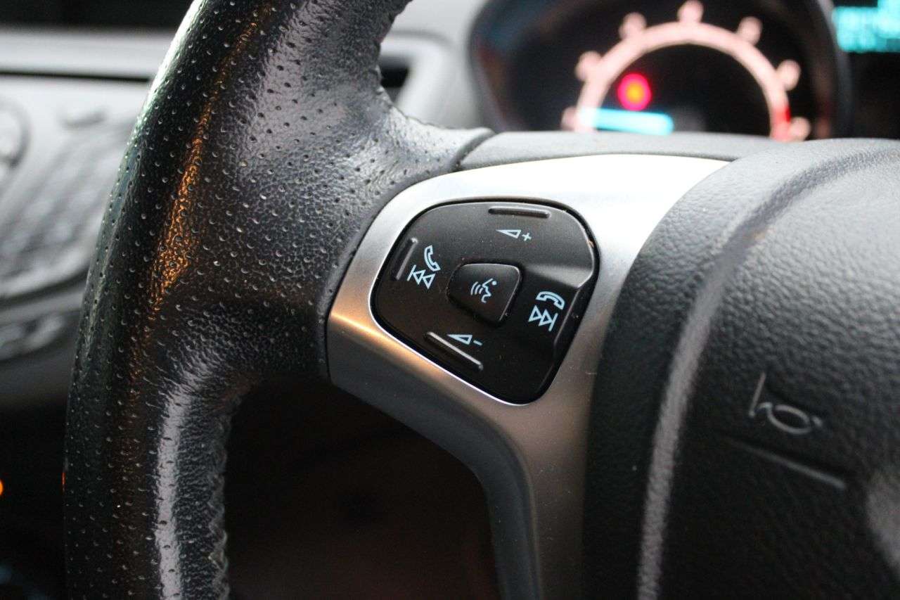 2017 FORD FIESTA 2017 FORD FIESTA
