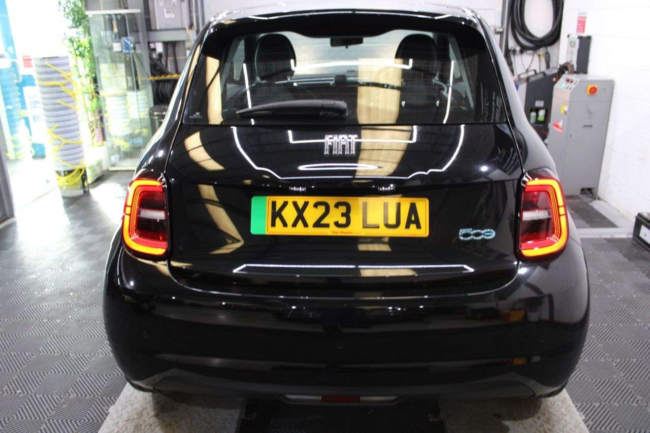 2023 FIAT 500E 2023 FIAT 500E