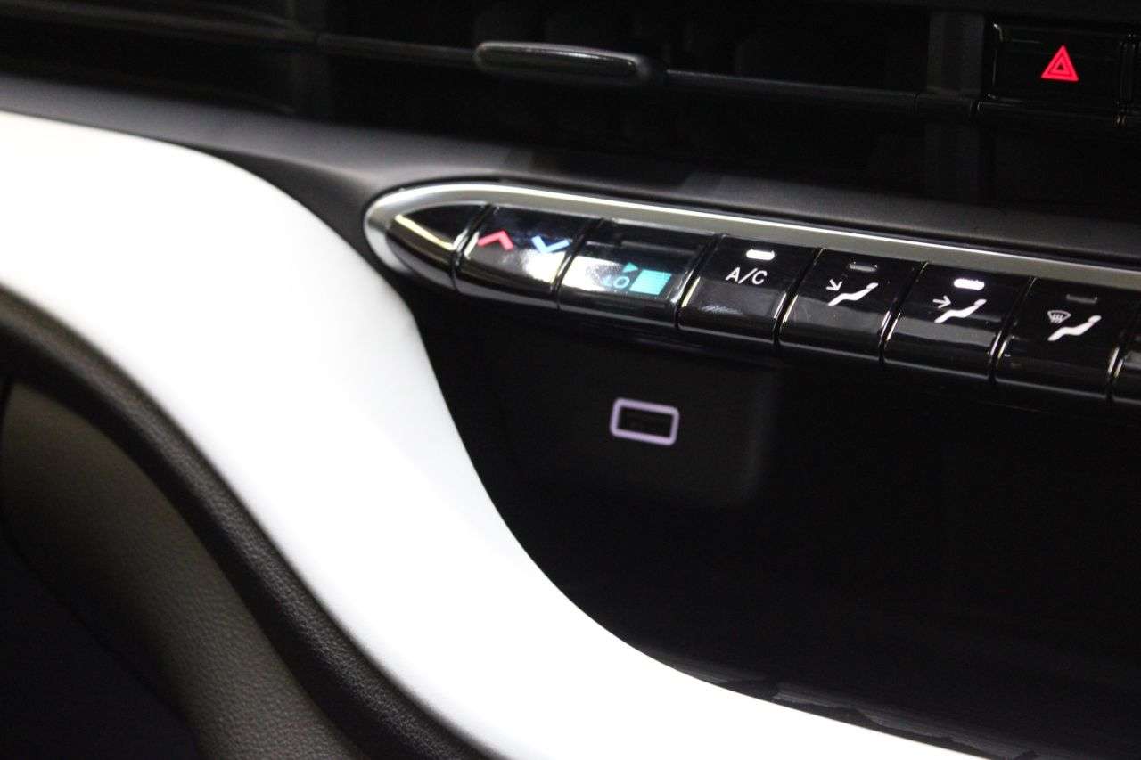 2023 FIAT 500E 2023 FIAT 500E