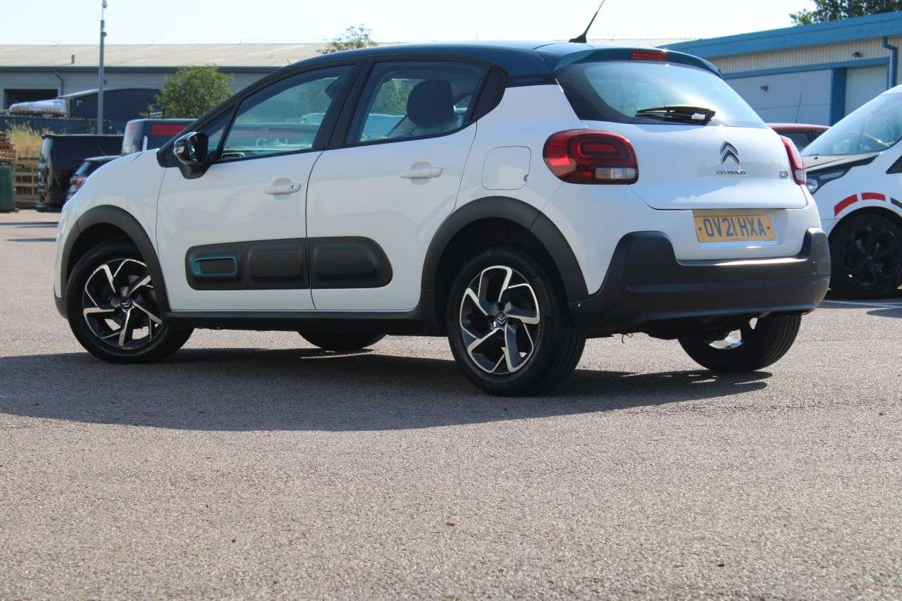 A 2021 CITROEN C3 1.2 PureTech Shine Hatchback 5dr Petrol Manual Euro 6 (s/s) (83 ps) ***CAT A 2021 CITROEN C3 1.2 PureTech Shine Hatchback 5dr Petrol Manual Euro 6 (s/s) (83 ps) ***CAT