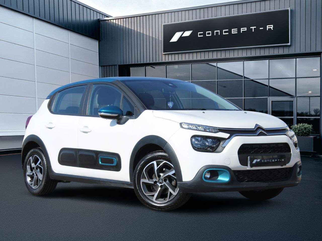 A 2021 CITROEN C3 1.2 PureTech Shine Hatchback 5dr Petrol Manual Euro 6 (s/s) (83 ps) ***CAT A 2021 CITROEN C3 1.2 PureTech Shine Hatchback 5dr Petrol Manual Euro 6 (s/s) (83 ps) ***CAT