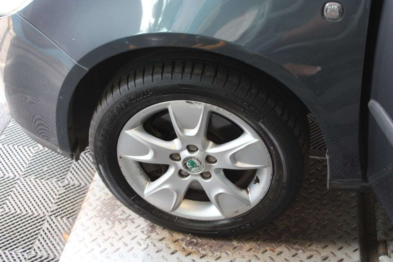 2009 SKODA ROOMSTER 2009 SKODA ROOMSTER