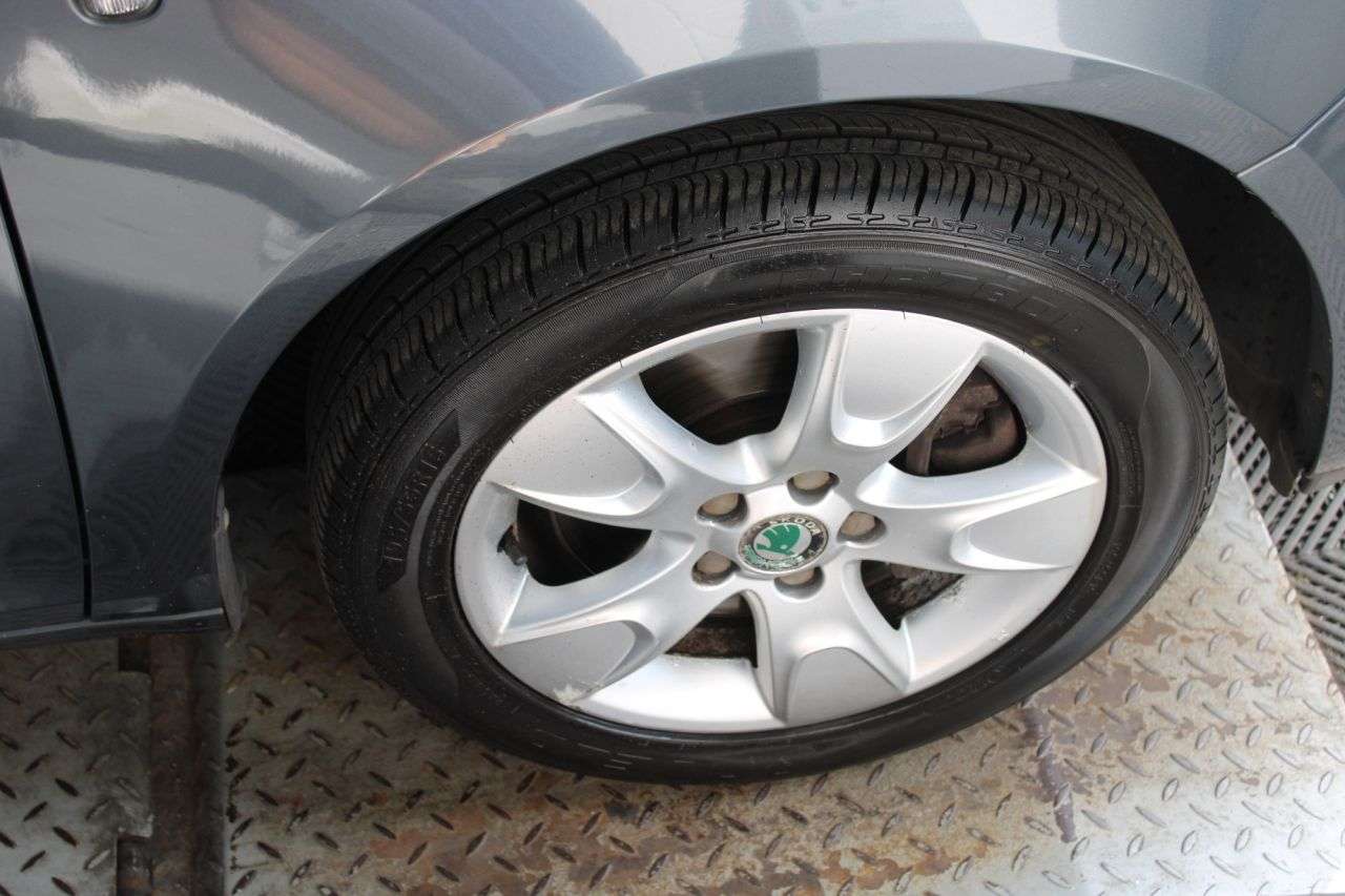 2009 SKODA ROOMSTER 2009 SKODA ROOMSTER