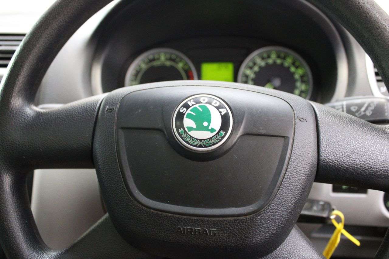 2009 SKODA ROOMSTER 2009 SKODA ROOMSTER