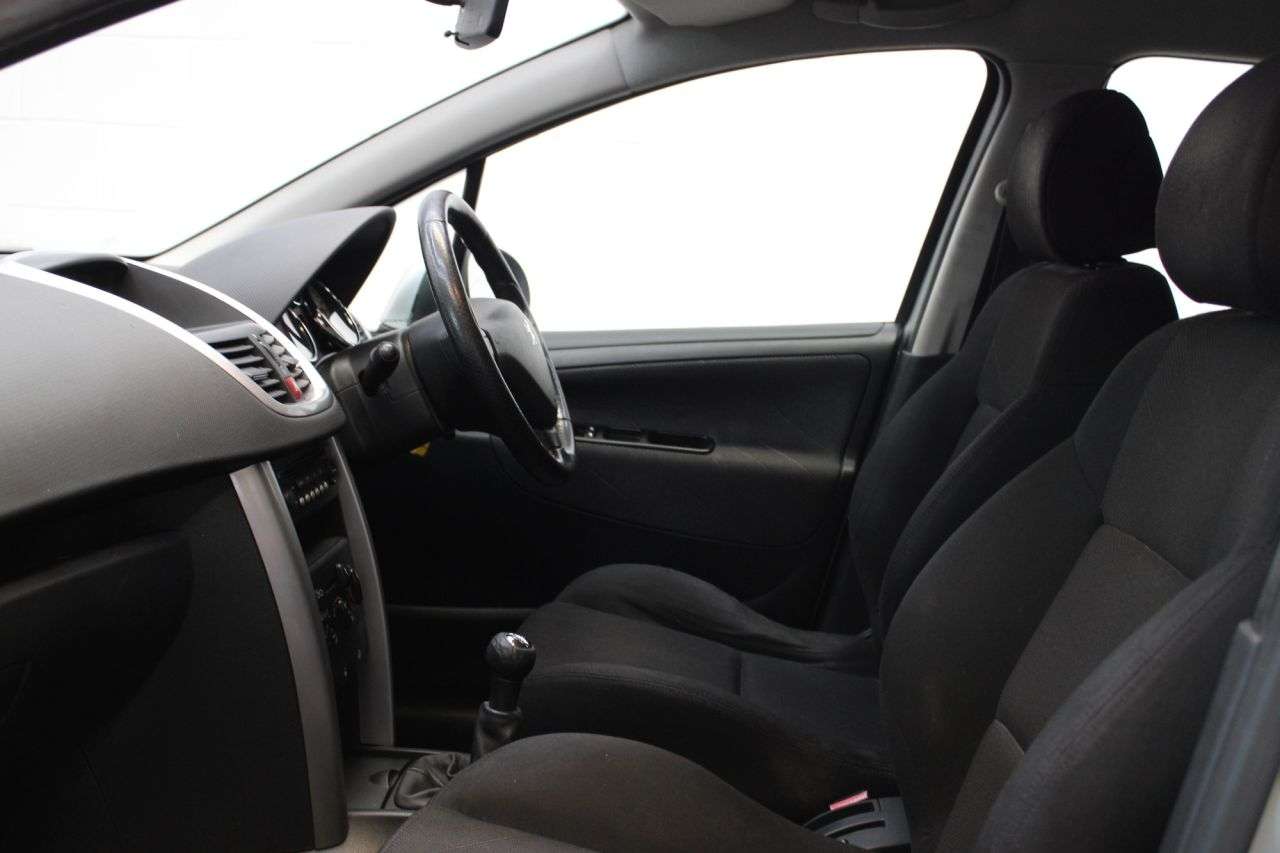 2007 PEUGEOT 207 2007 PEUGEOT 207