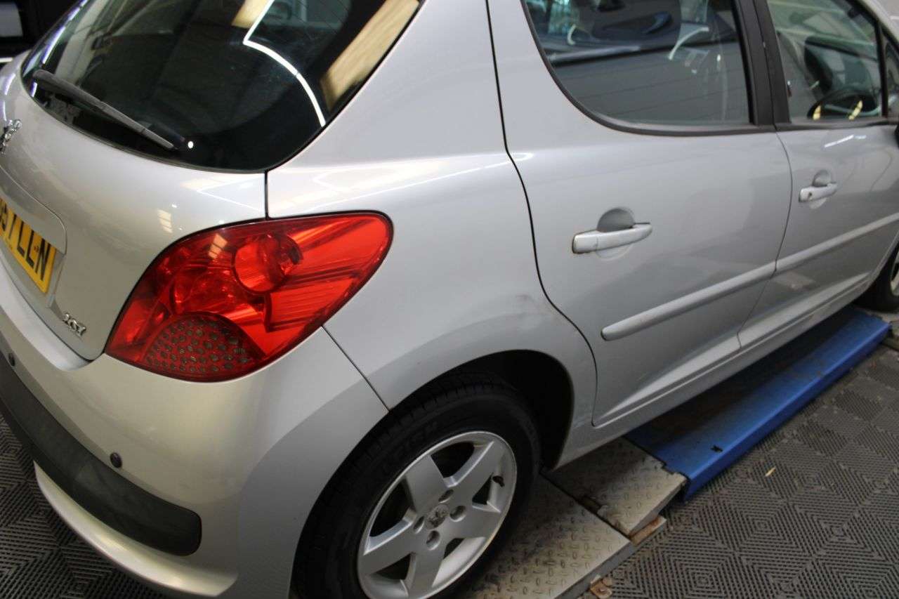 2007 PEUGEOT 207 2007 PEUGEOT 207