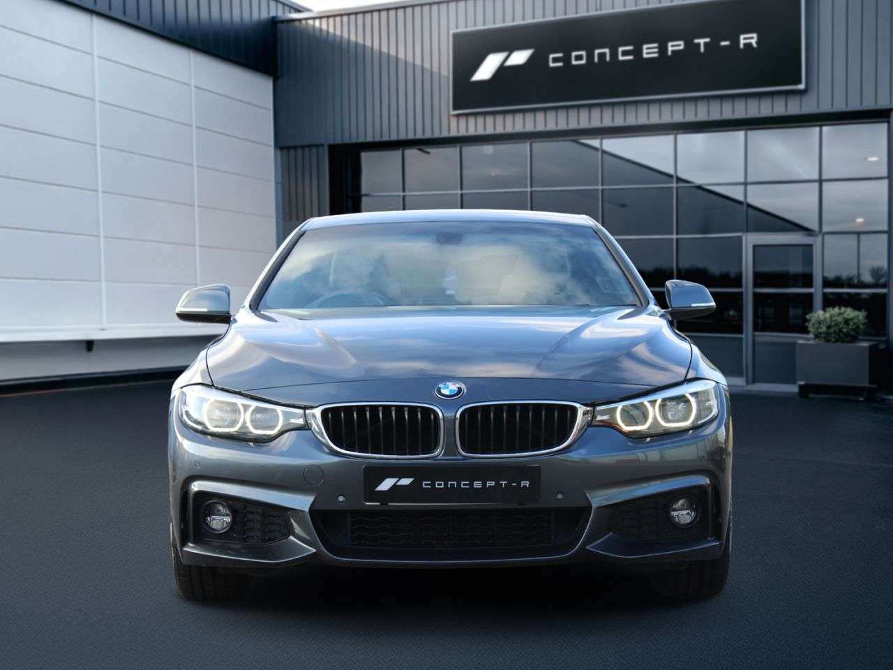 A 2018 BMW 4 SERIES 2.0 420i GPF M Sport Coupe 2dr Petrol Auto Euro 6 (s/s) (184 ps) ***12 MONT A 2018 BMW 4 SERIES 2.0 420i GPF M Sport Coupe 2dr Petrol Auto Euro 6 (s/s) (184 ps) ***12 MONT