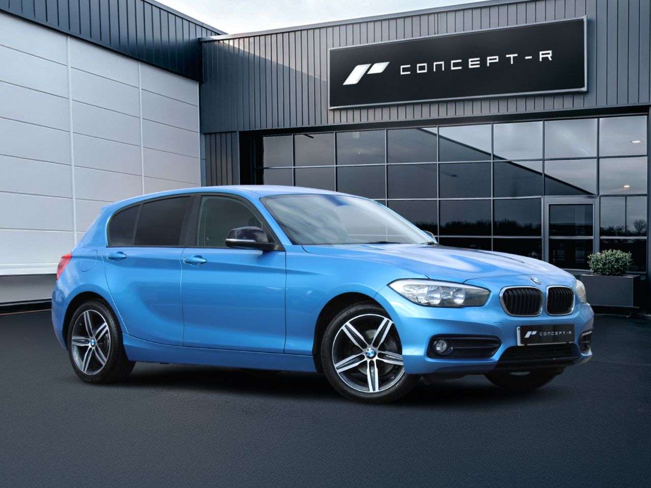 A 2017 BMW 1 SERIES 1.5 118i Sport Hatchback 5dr Petrol Manual Euro 6 (s/s) (136 ps) ***ONLY 1 A 2017 BMW 1 SERIES 1.5 118i Sport Hatchback 5dr Petrol Manual Euro 6 (s/s) (136 ps) ***ONLY 1