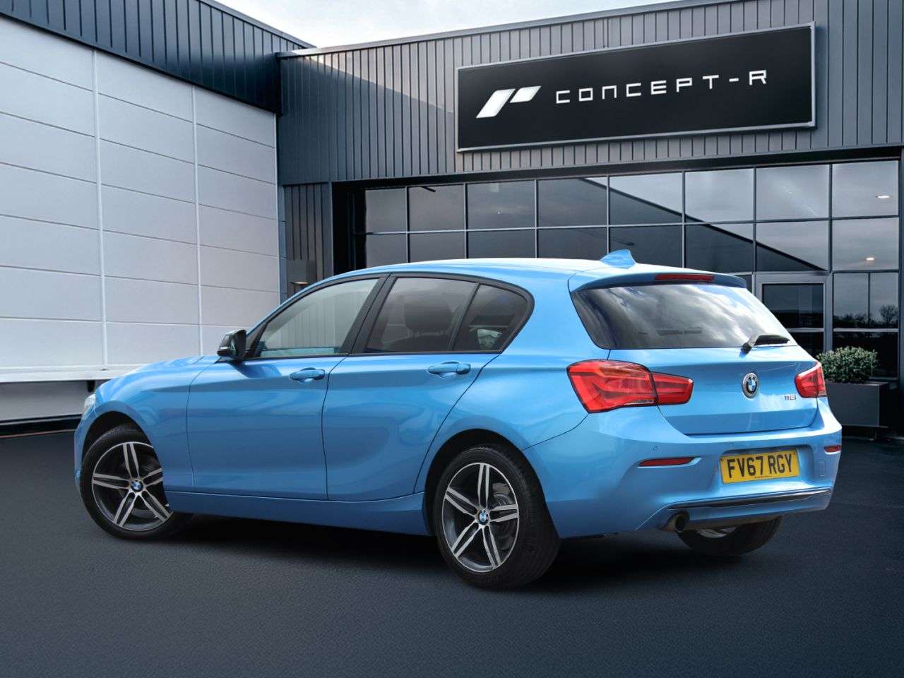 A 2017 BMW 1 SERIES 1.5 118i Sport Hatchback 5dr Petrol Manual Euro 6 (s/s) (136 ps) ***ONLY 1 A 2017 BMW 1 SERIES 1.5 118i Sport Hatchback 5dr Petrol Manual Euro 6 (s/s) (136 ps) ***ONLY 1