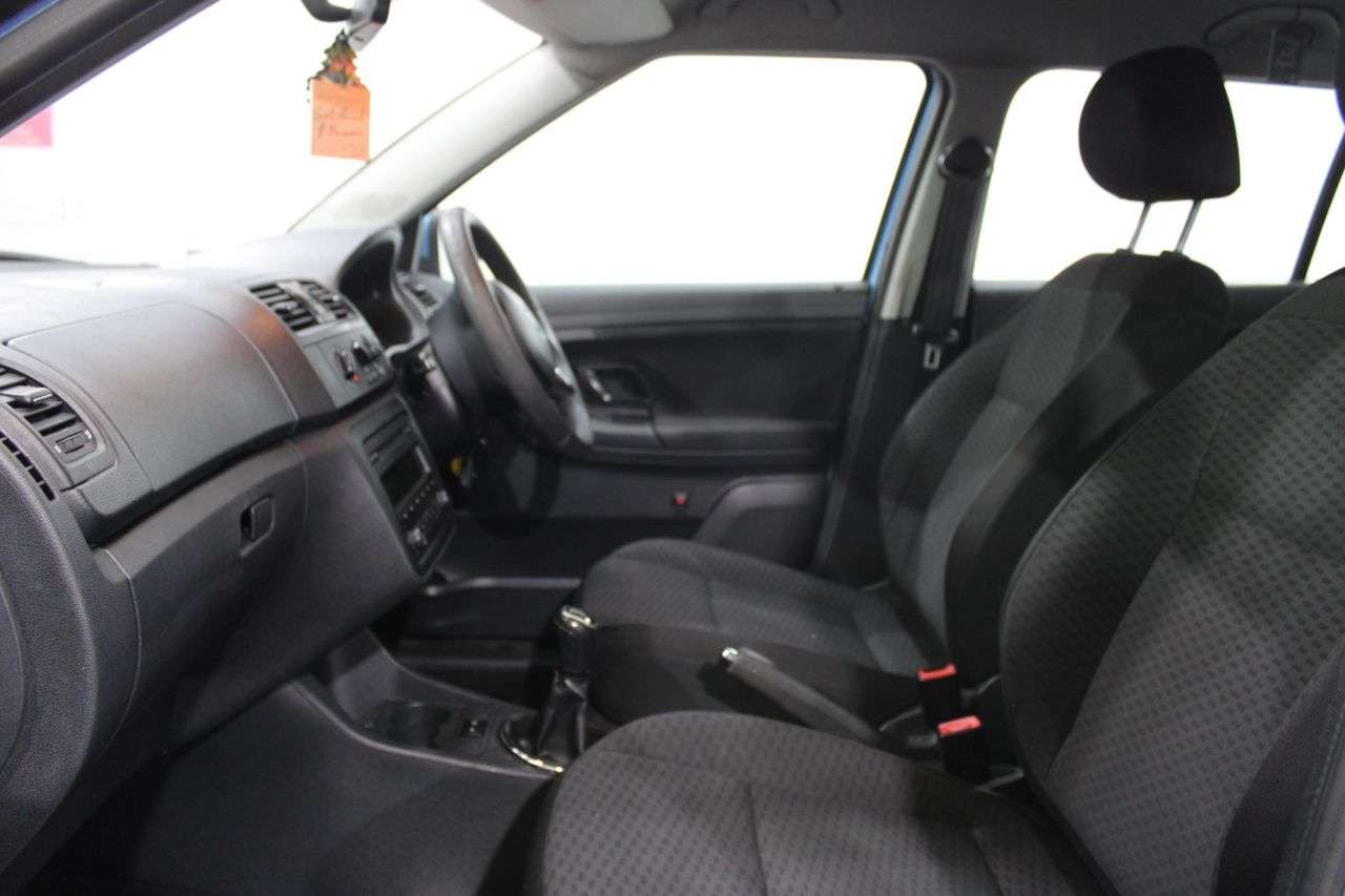 2014 SKODA FABIA 2014 SKODA FABIA