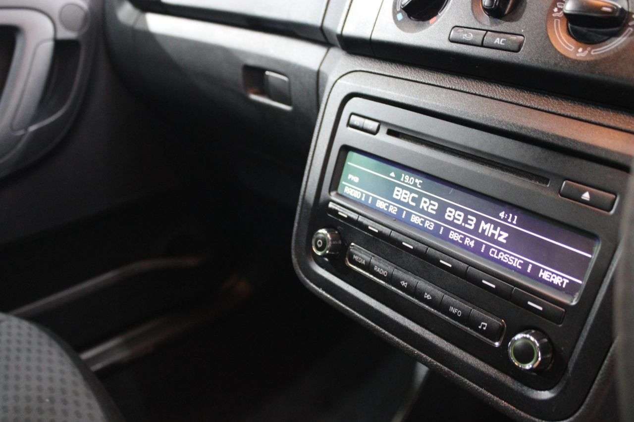 2014 SKODA FABIA 2014 SKODA FABIA