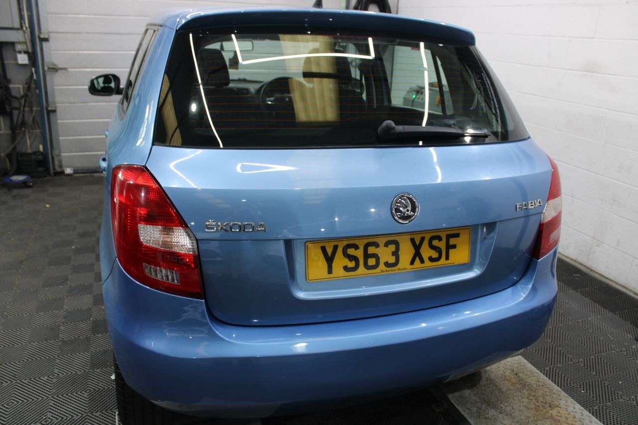 2014 SKODA FABIA 2014 SKODA FABIA