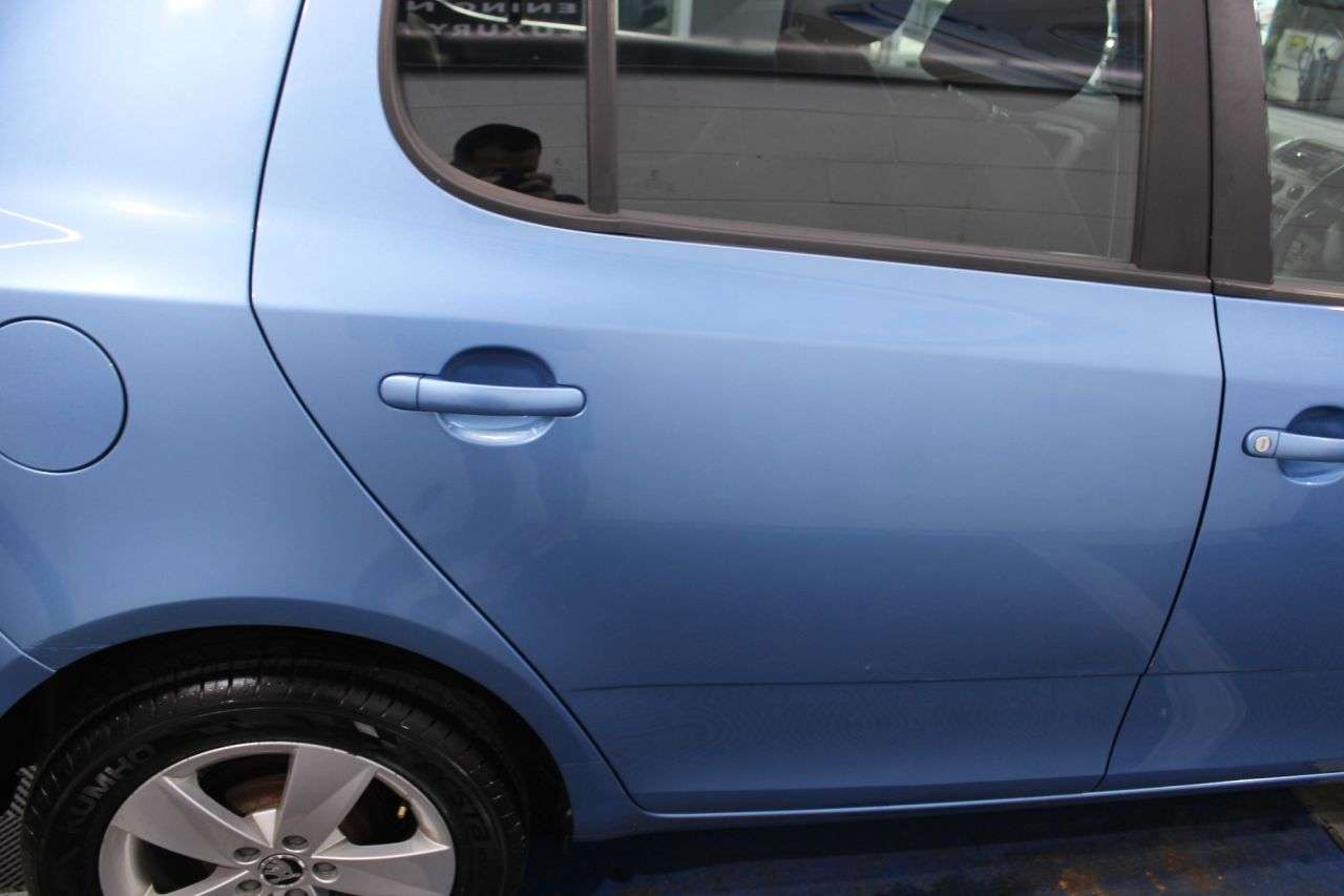 2014 SKODA FABIA 2014 SKODA FABIA