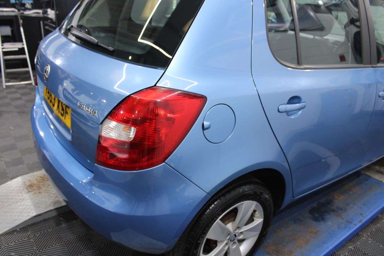 2014 SKODA FABIA 2014 SKODA FABIA