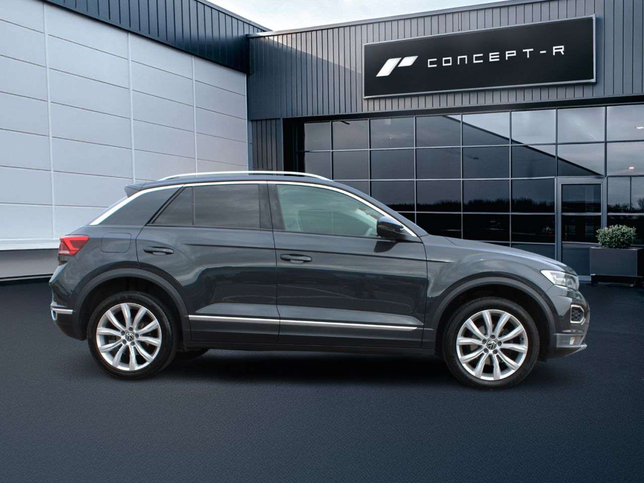 A 2021 VOLKSWAGEN T-ROC 1.5 TSI GPF EVO SEL SUV 5dr Petrol Manual Euro 6 (s/s) (150 ps) ***12 MONTH A 2021 VOLKSWAGEN T-ROC 1.5 TSI GPF EVO SEL SUV 5dr Petrol Manual Euro 6 (s/s) (150 ps) ***12 MONTH