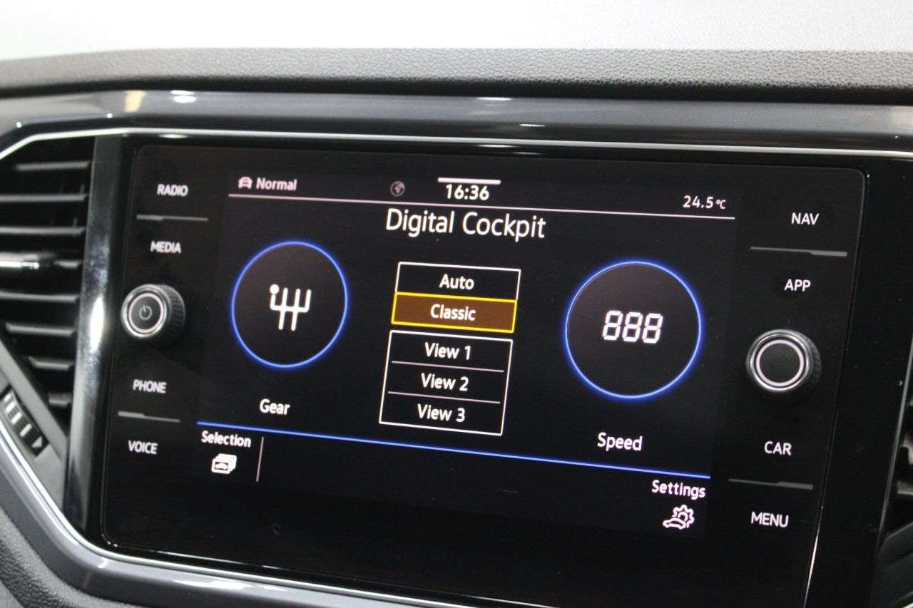 2021 VOLKSWAGEN T-ROC 2021 VOLKSWAGEN T-ROC