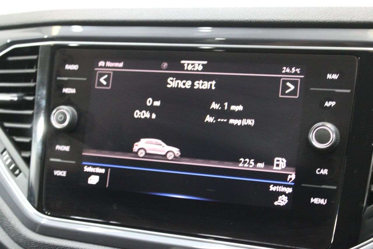 2021 VOLKSWAGEN T-ROC 2021 VOLKSWAGEN T-ROC