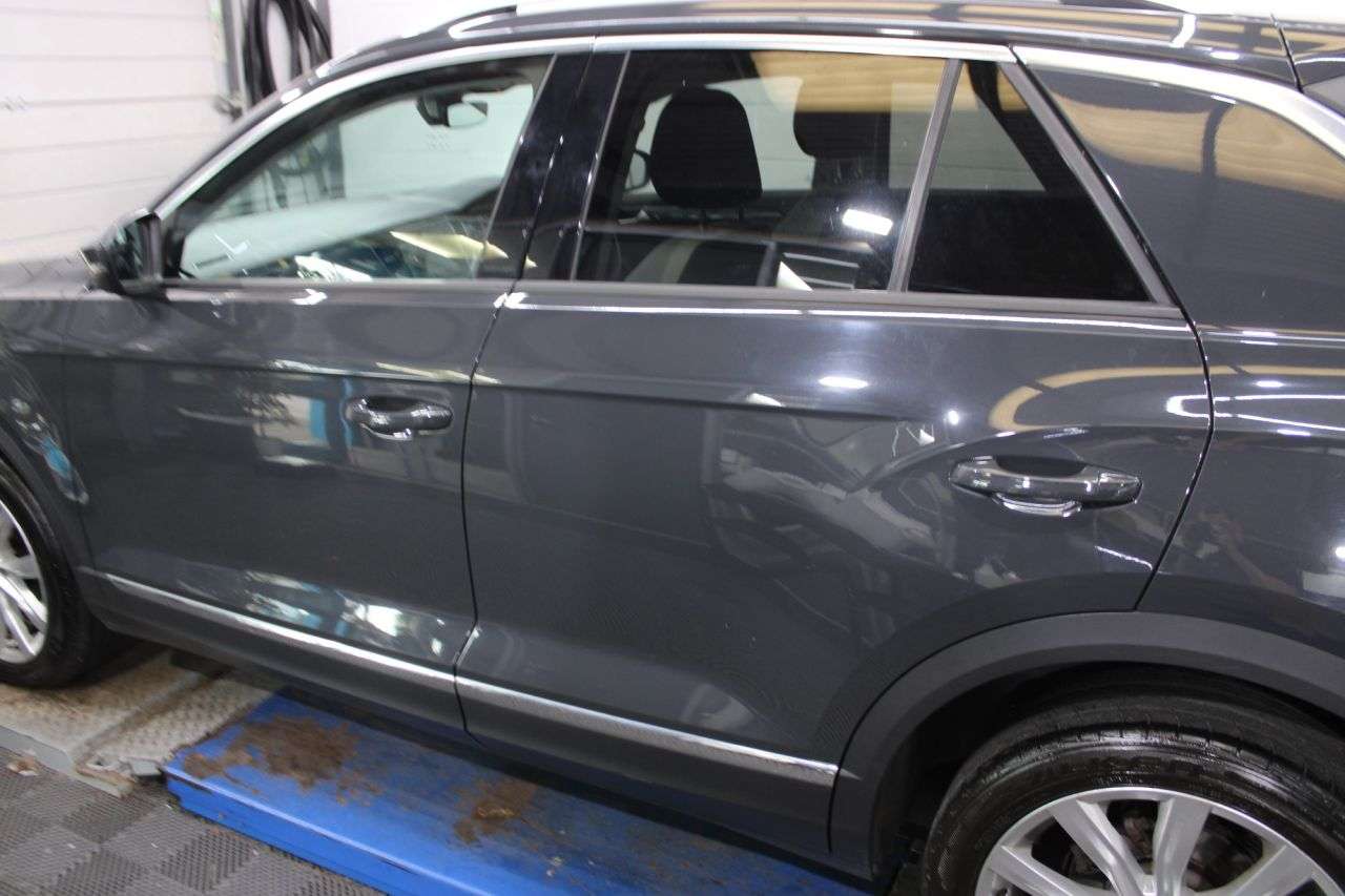 2021 VOLKSWAGEN T-ROC 2021 VOLKSWAGEN T-ROC