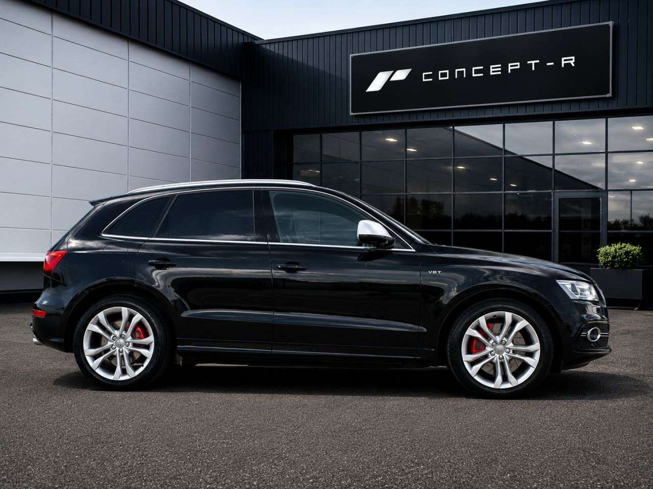 A 2015 AUDI SQ5 3.0 BiTDI V6 SUV 5dr Diesel Tiptronic quattro Euro 5 (s/s) (313 ps) A 2015 AUDI SQ5 3.0 BiTDI V6 SUV 5dr Diesel Tiptronic quattro Euro 5 (s/s) (313 ps)