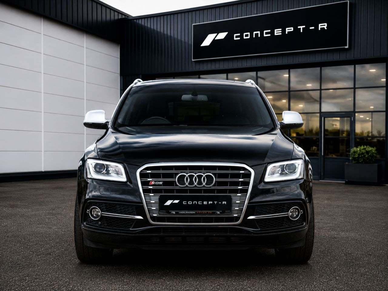A 2015 AUDI SQ5 3.0 BiTDI V6 SUV 5dr Diesel Tiptronic quattro Euro 5 (s/s) (313 ps) A 2015 AUDI SQ5 3.0 BiTDI V6 SUV 5dr Diesel Tiptronic quattro Euro 5 (s/s) (313 ps)