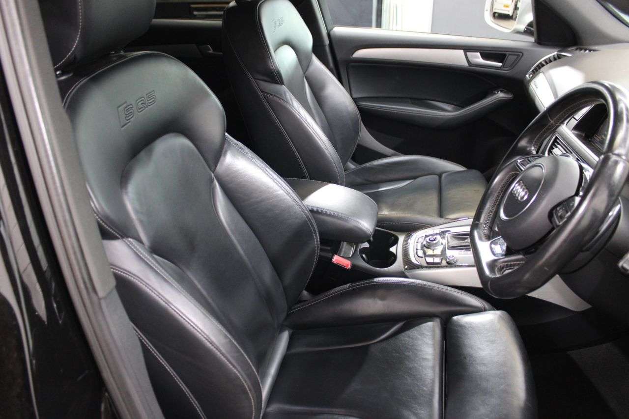 2015 AUDI SQ5 2015 AUDI SQ5