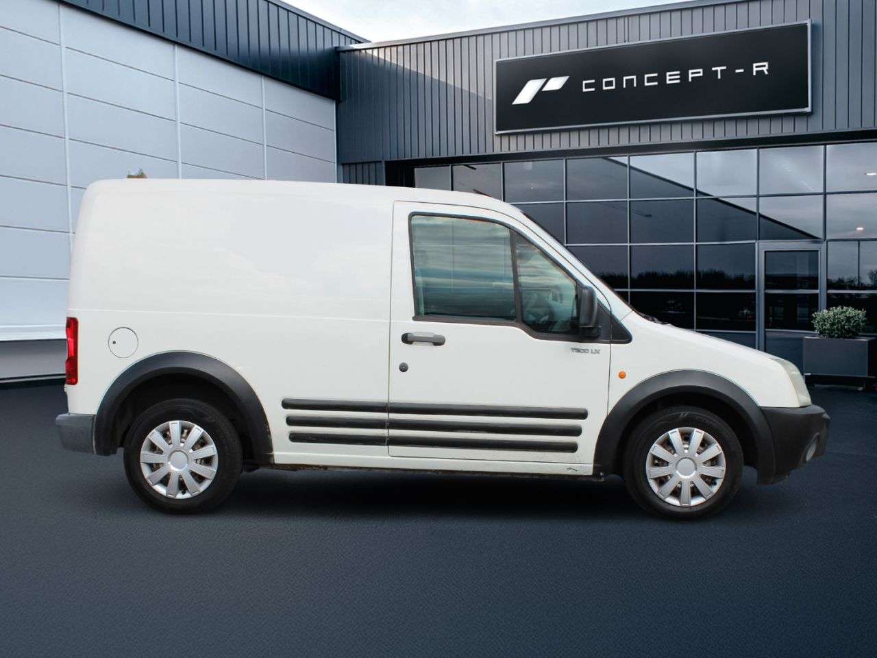 A 2002 FORD TRANSIT CONNECT 1.8 TDdi T200 LX Panel Van 4dr Diesel Manual L1 H1 (74 bhp) *** NATIONWIDE A 2002 FORD TRANSIT CONNECT 1.8 TDdi T200 LX Panel Van 4dr Diesel Manual L1 H1 (74 bhp) *** NATIONWIDE