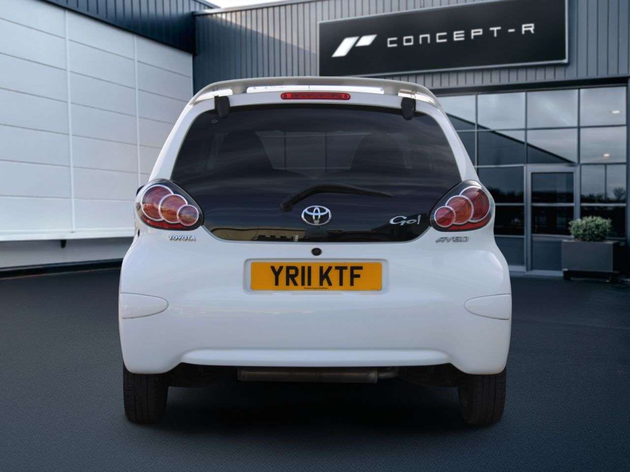 2011 TOYOTA AYGO 2011 TOYOTA AYGO