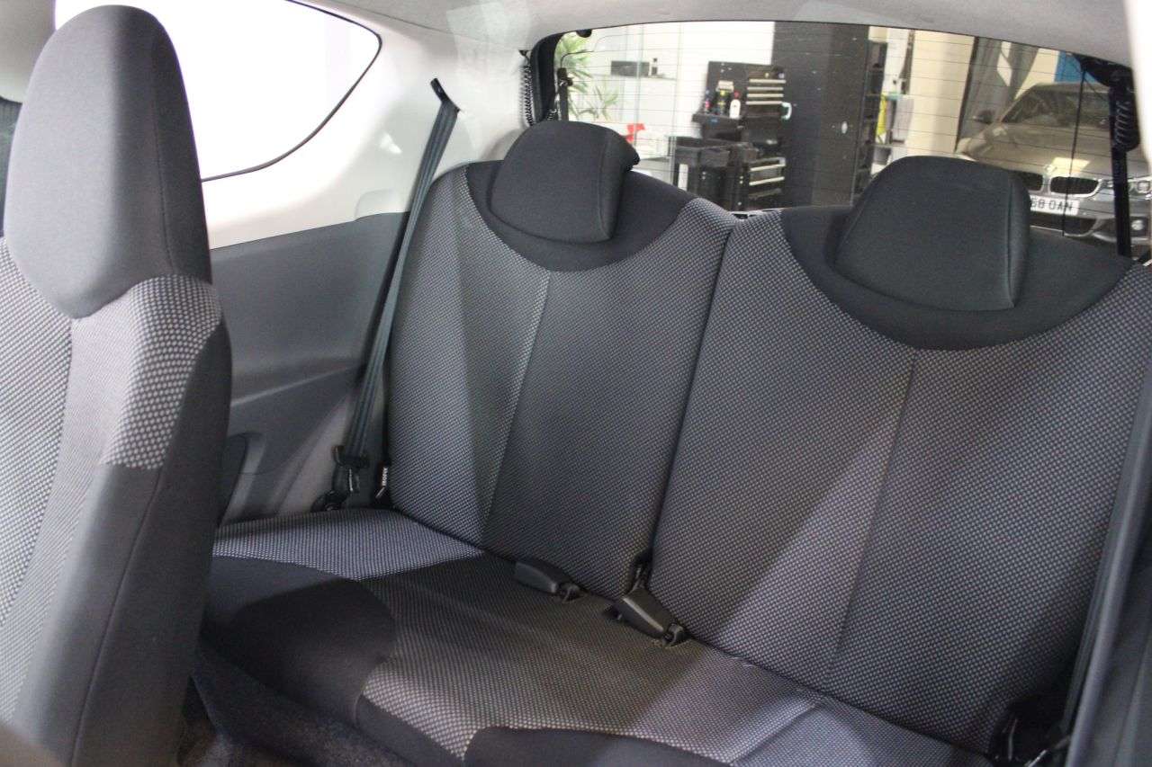 2011 TOYOTA AYGO 2011 TOYOTA AYGO