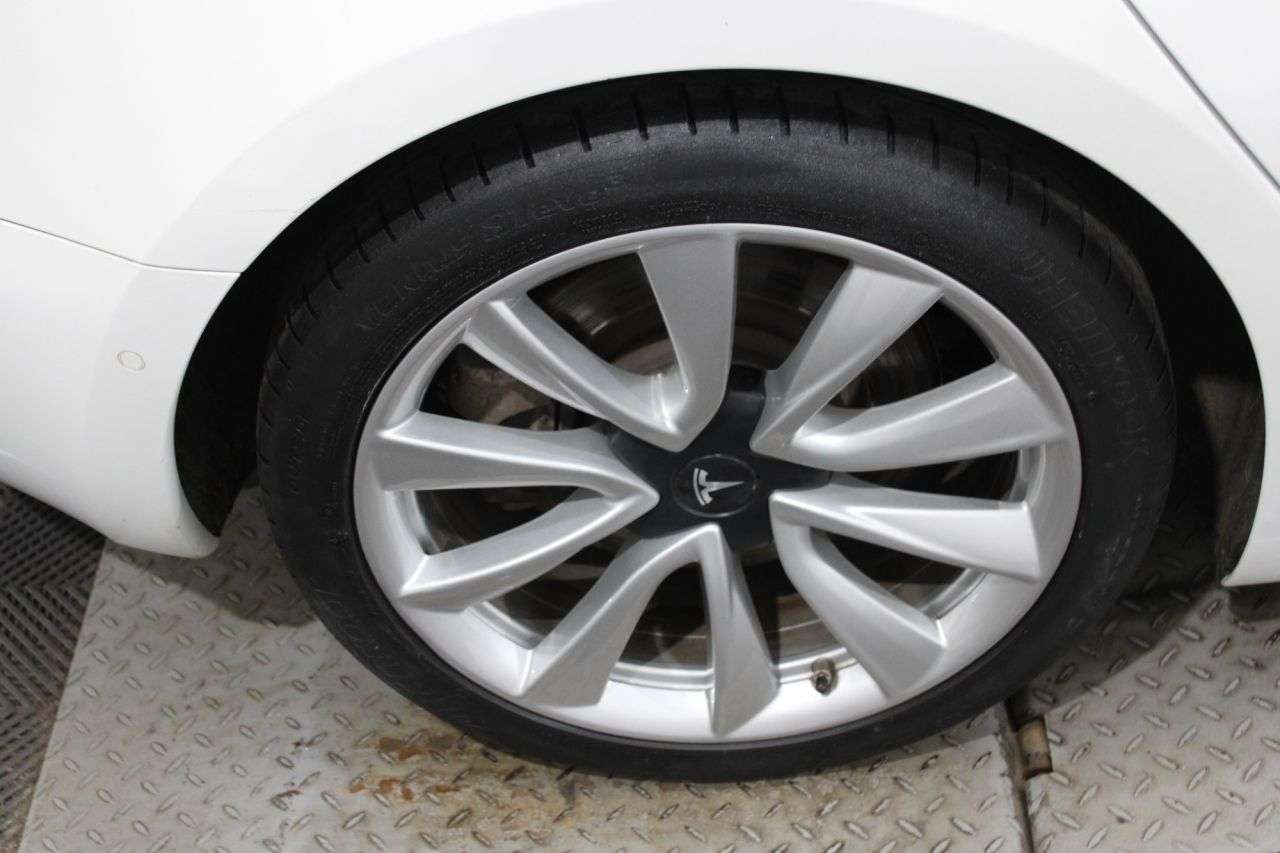 2020 TESLA MODEL 3 2020 TESLA MODEL 3