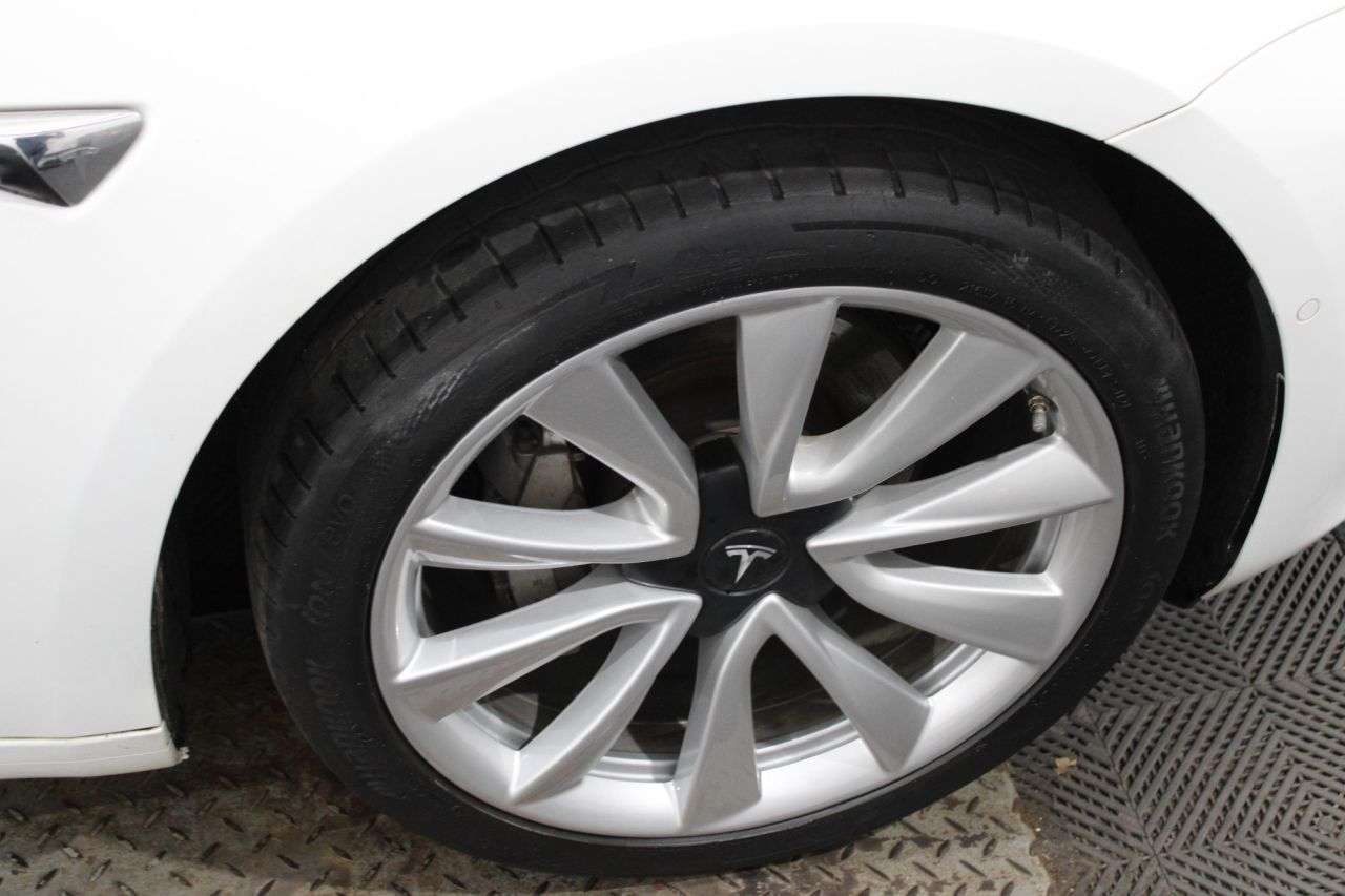 2020 TESLA MODEL 3 2020 TESLA MODEL 3