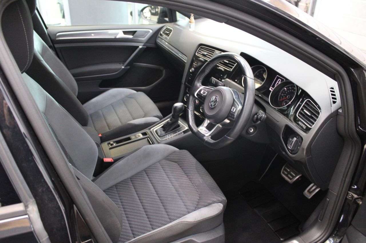 2019 VOLKSWAGEN GOLF 2019 VOLKSWAGEN GOLF