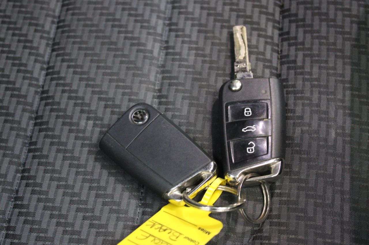 2019 VOLKSWAGEN GOLF 2019 VOLKSWAGEN GOLF