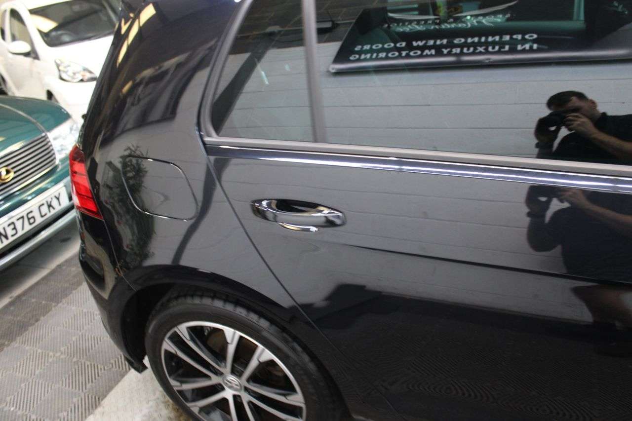 2019 VOLKSWAGEN GOLF 2019 VOLKSWAGEN GOLF