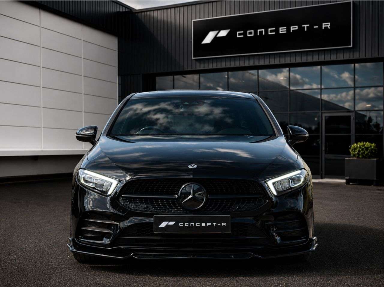 A 2020 MERCEDES-BENZ A CLASS 1.5 A180d AMG Line (Executive) Saloon 4dr Diesel 7G-DCT Euro 6 (s/s) (116 p A 2020 MERCEDES-BENZ A CLASS 1.5 A180d AMG Line (Executive) Saloon 4dr Diesel 7G-DCT Euro 6 (s/s) (116 p