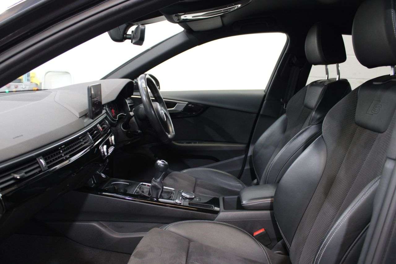 2019 AUDI A4 2019 AUDI A4