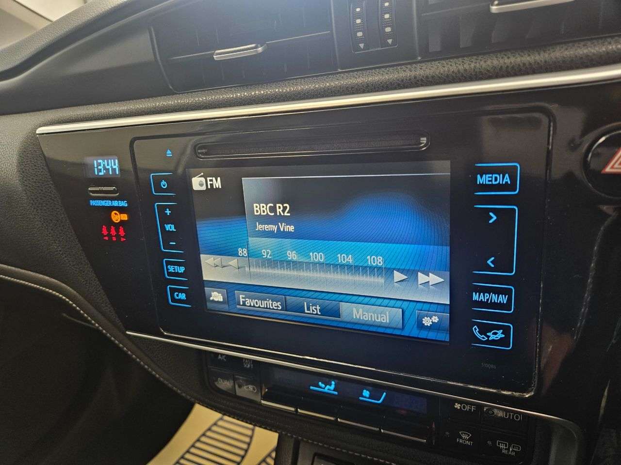 2016 TOYOTA AURIS 2016 TOYOTA AURIS