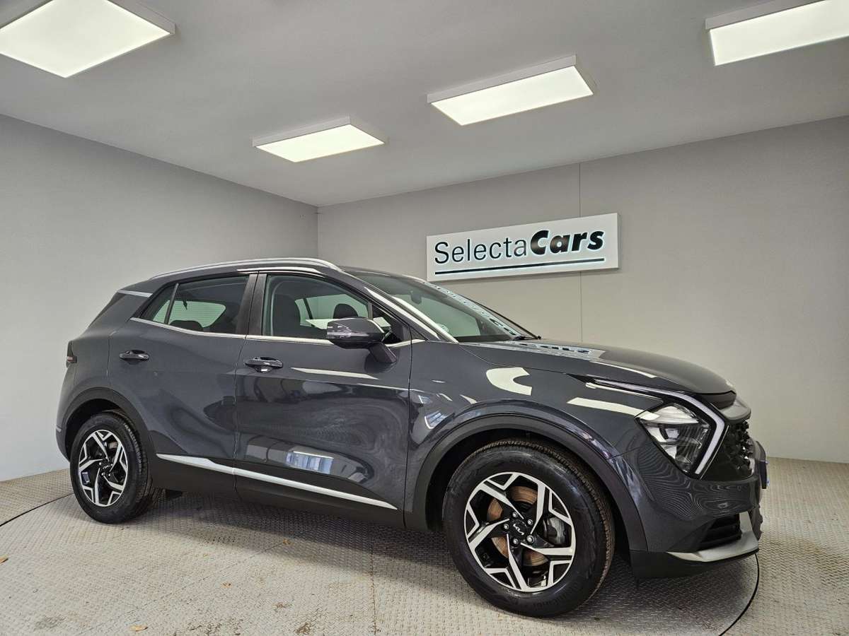 Check out this Kia Sportage 2022 Petrol Manual