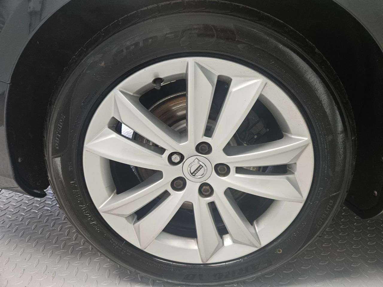 2019 VOLVO V60 2019 VOLVO V60